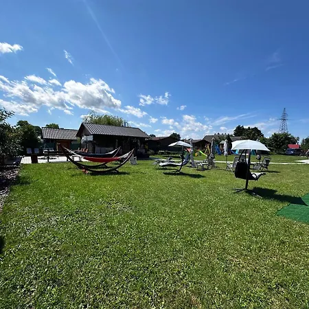 Luxdomki Vakantiehuis *